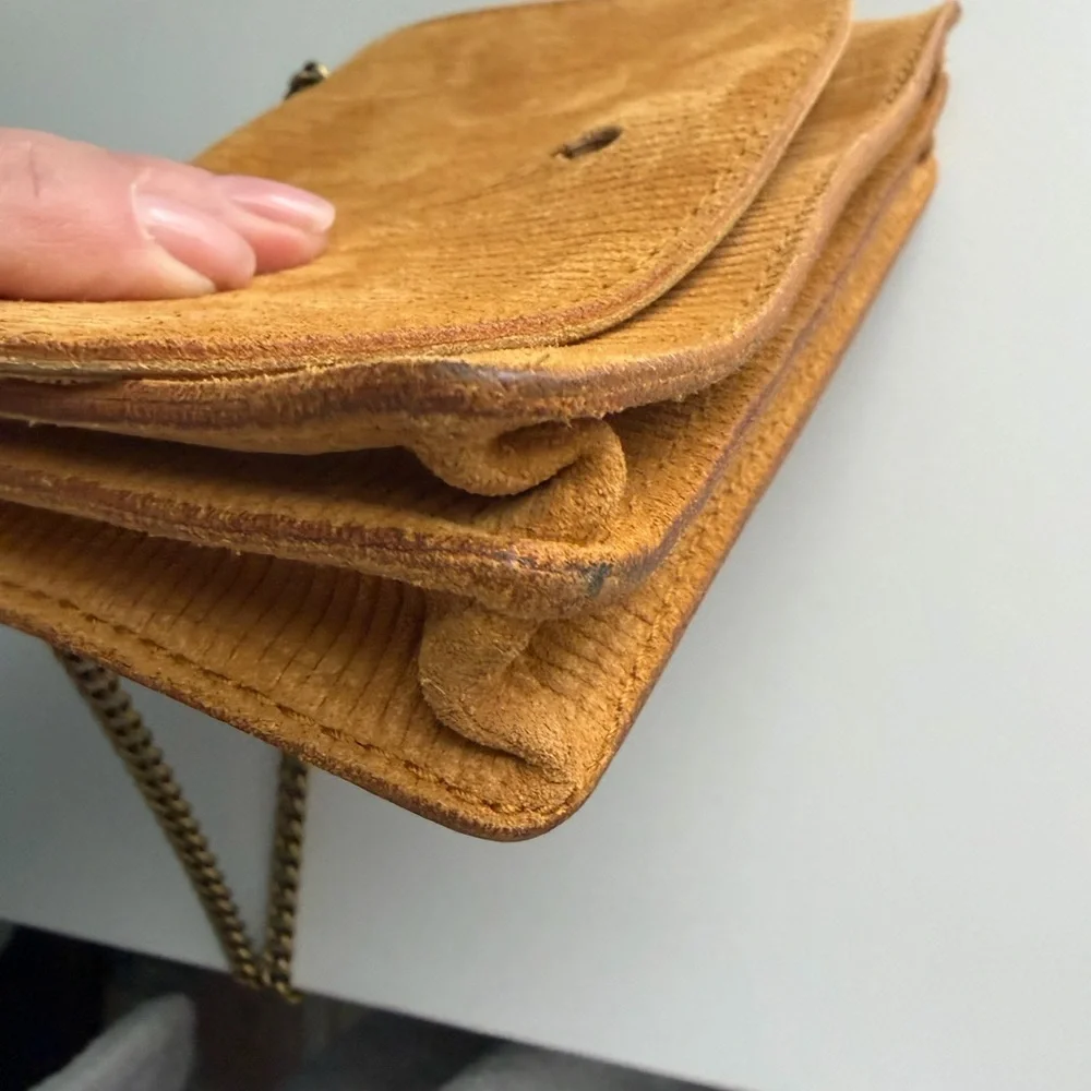 Madewell The Chain Crossbody Bag in Boutique Gold Corduroy Suede